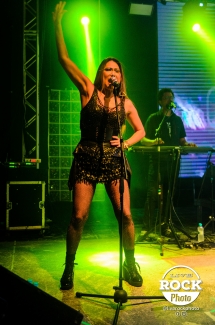 Double You - Live Rock Photo