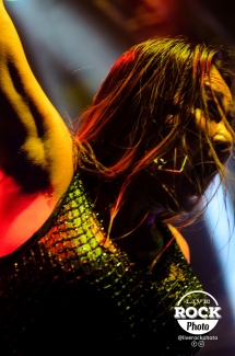 Double You - Live Rock Photo