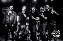 Amazing - Live Rock Photo